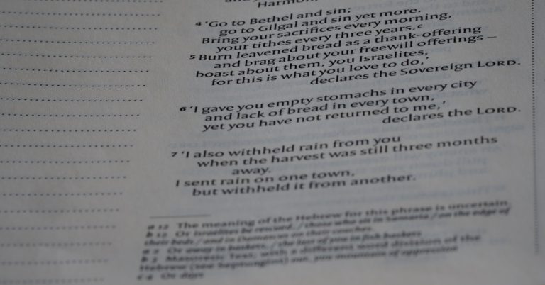 7 Techniques for Document Classification to Secure Your Business Data