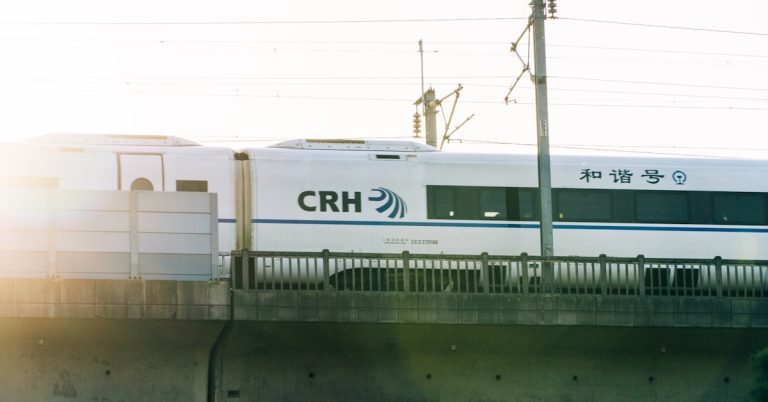 How to Integrate Document Management with a CRM: 6 Steps to Streamline Your Operations