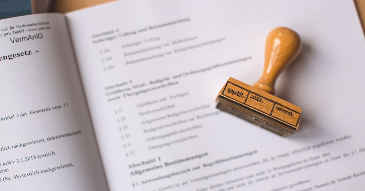 How to Manage Legal Documents Digitally: 6 Steps to Boost Your Firm's Efficiency