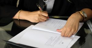 9+ best Evisort alternatives for More Accurate AI Contract Analysis