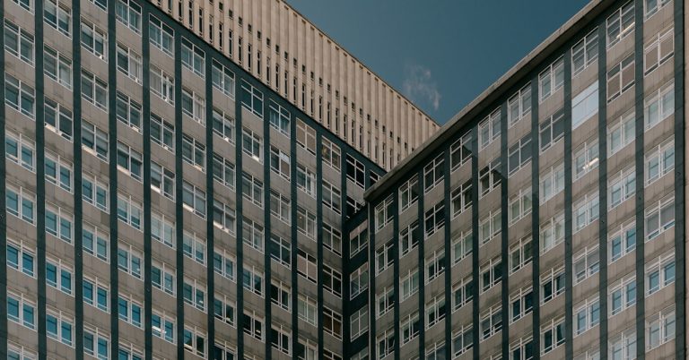 7+ Best monday.com Alternatives Built for Your Architectural Firm